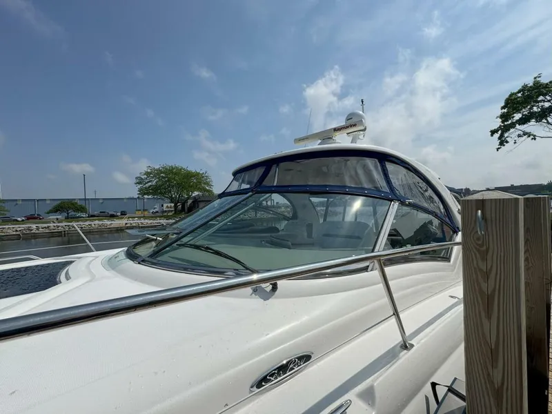 Slide: The Image of Sea Ray 440 Sundancer 2009 - 42