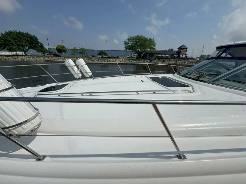 Slide: The Image of Sea Ray 440 Sundancer 2009 - 43
