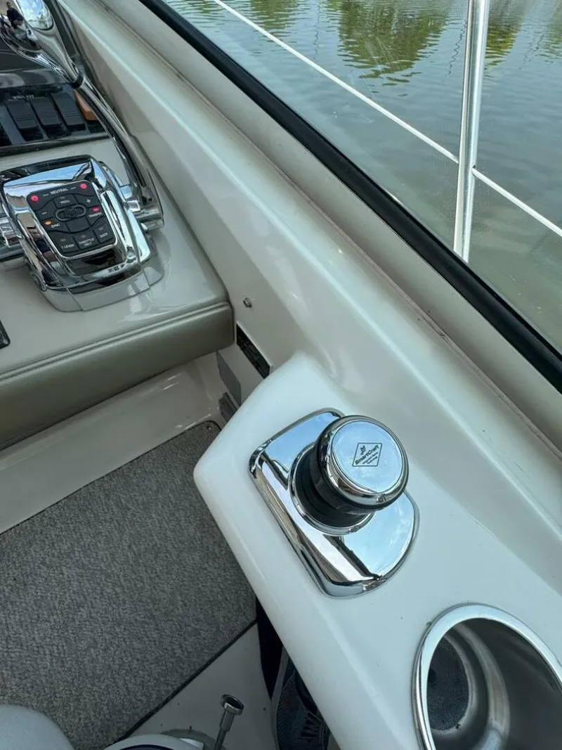 Slide: The Image of Sea Ray 440 Sundancer 2009 - 7