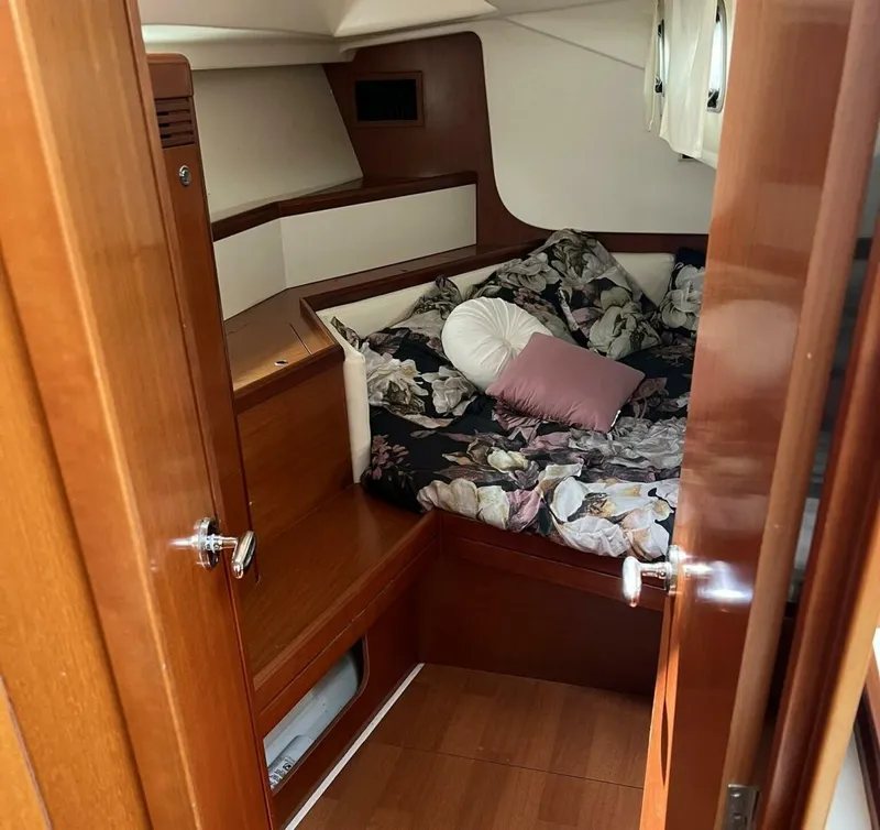 Slide: The Image of Beneteau Oceanis 2007 - 48