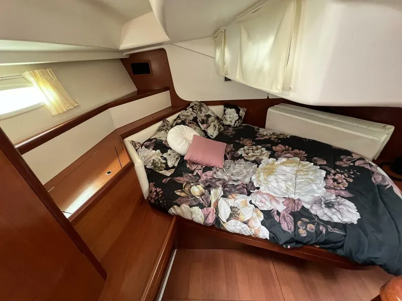 Slide: The Image of Beneteau Oceanis 2007 - 49