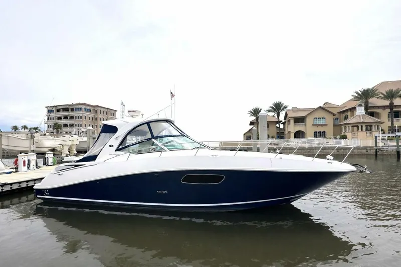 The Image of Sea Ray 370 Sundancer 2012 - 0