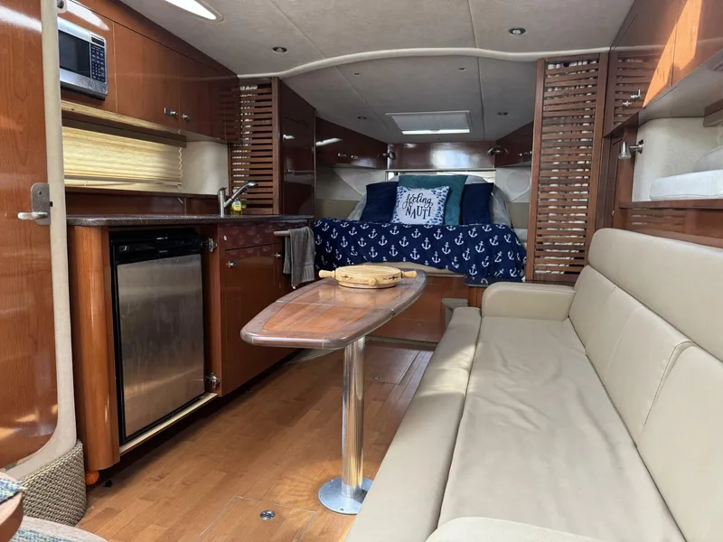 Slide: The Image of Sea Ray 370 Sundancer 2012 - 7