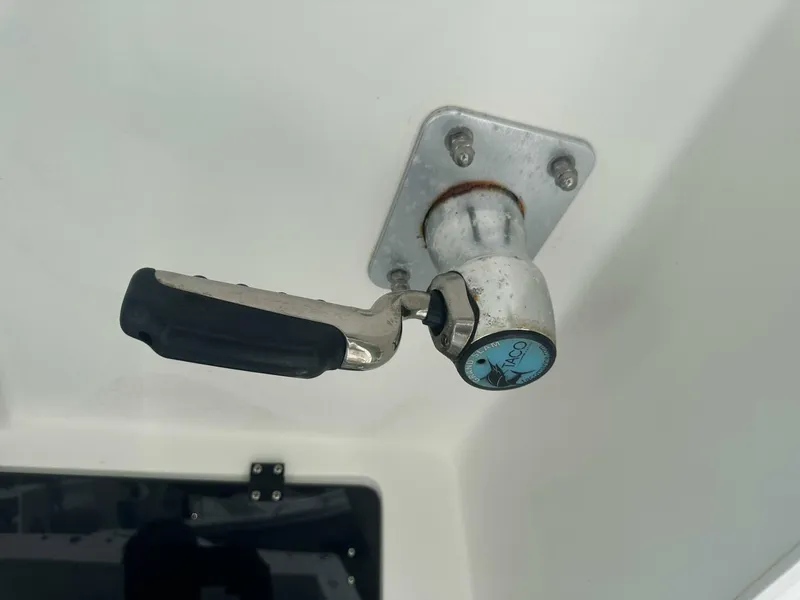Slide: The Image of True World Marine TE 288 2003 - 11