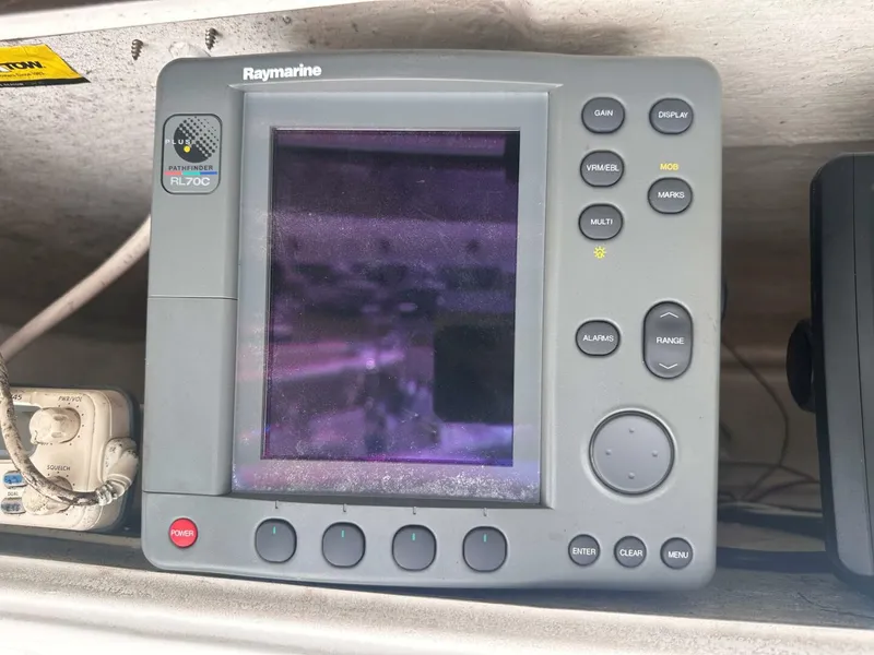 Slide: The Image of True World Marine TE 288 2003 - 9