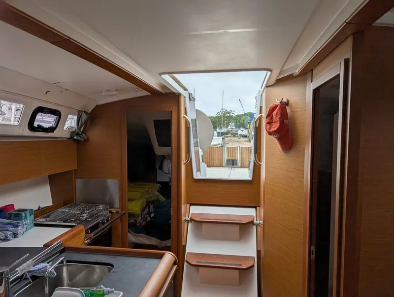 Slide: The Image of Jeanneau Sun Odyssey 349 2021 - 15