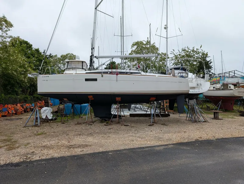 Slide: The Image of Jeanneau Sun Odyssey 349 2021 - 6
