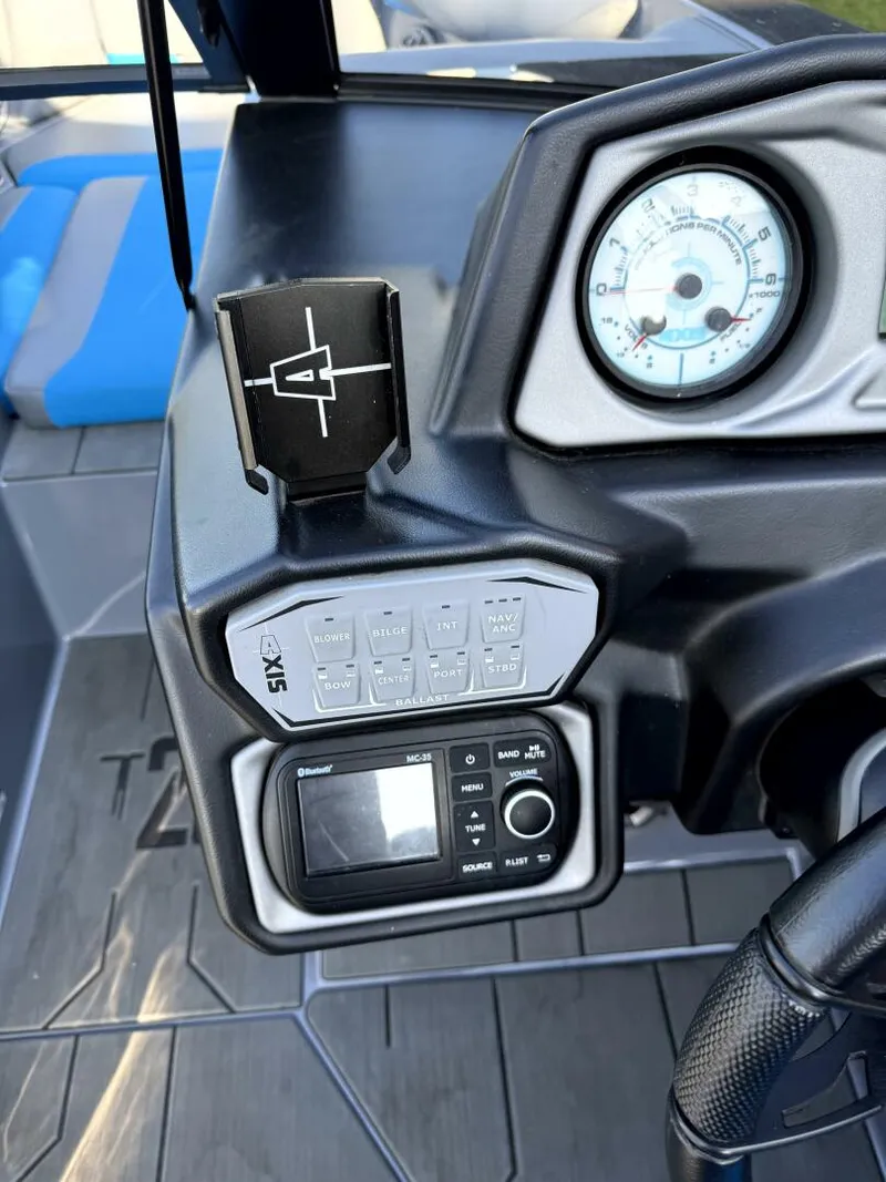Slide: The Image of Axis T23 2020 - 10