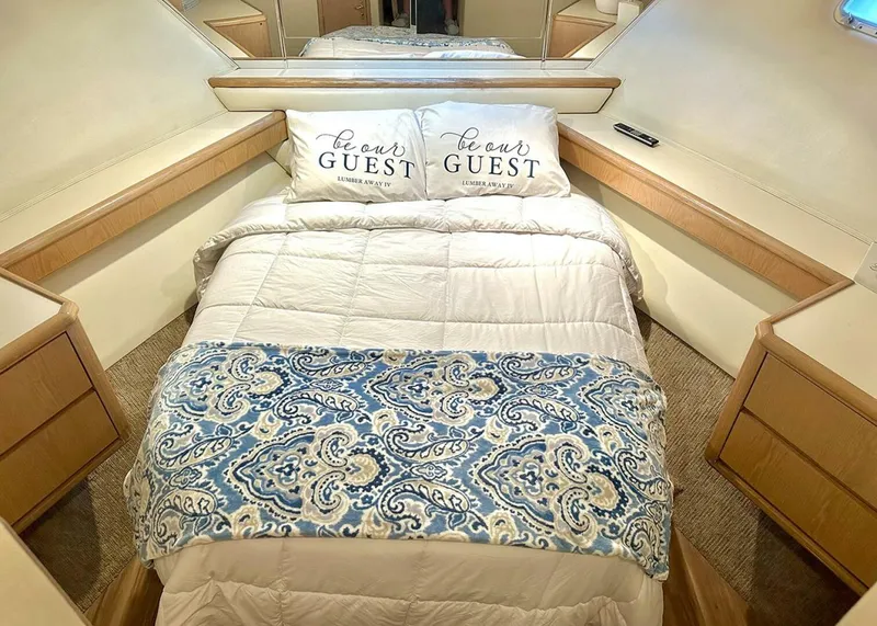 Slide: The Image of Hatteras Cockpit Motoryacht 1994 - 20
