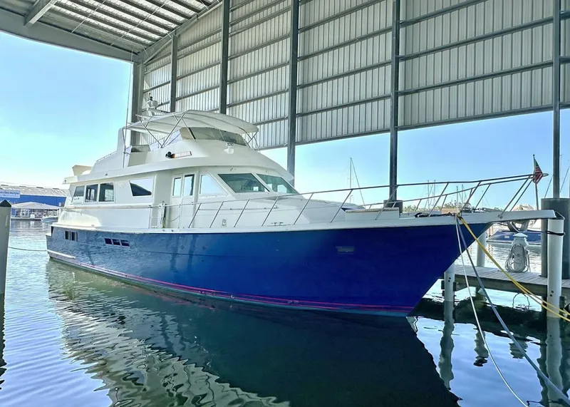 Slide: The Image of Hatteras Cockpit Motoryacht 1994 - 30