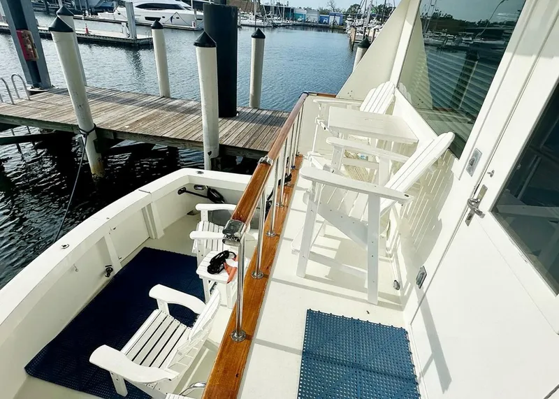 Slide: The Image of Hatteras Cockpit Motoryacht 1994 - 6