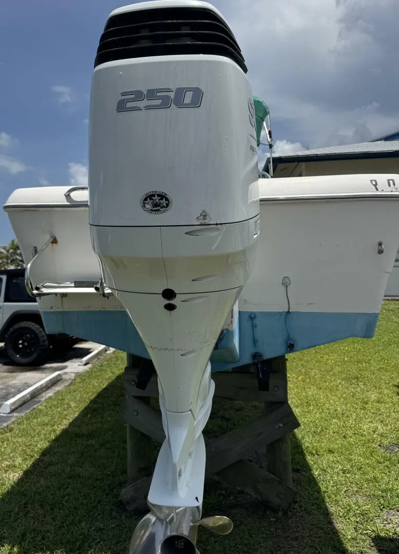 Slide: The Image of Pro-Line 231WA 1995 - 21