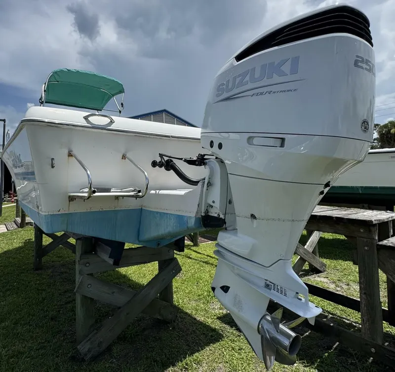 Slide: The Image of Pro-Line 231WA 1995 - 23