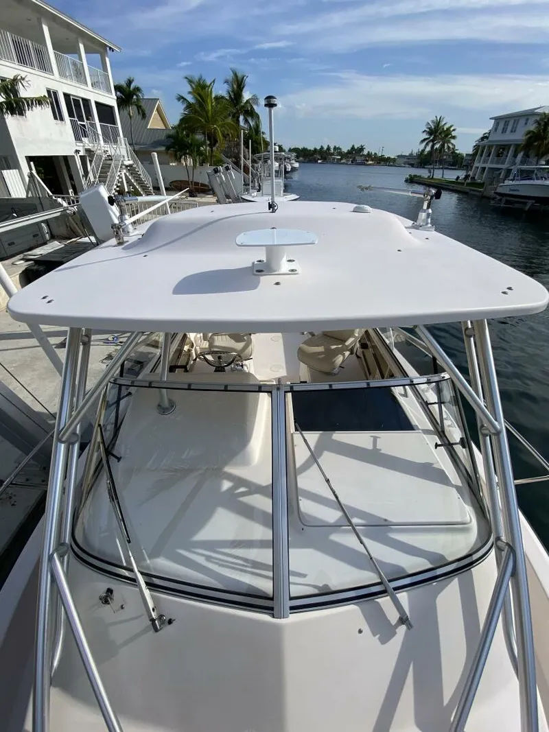 Slide: The Image of Grady-White Marlin 300 2005 - 23