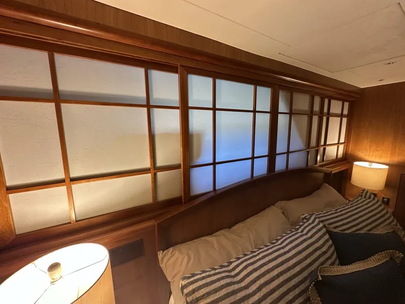 Slide: The Image of Symbol 66 2001 - 54