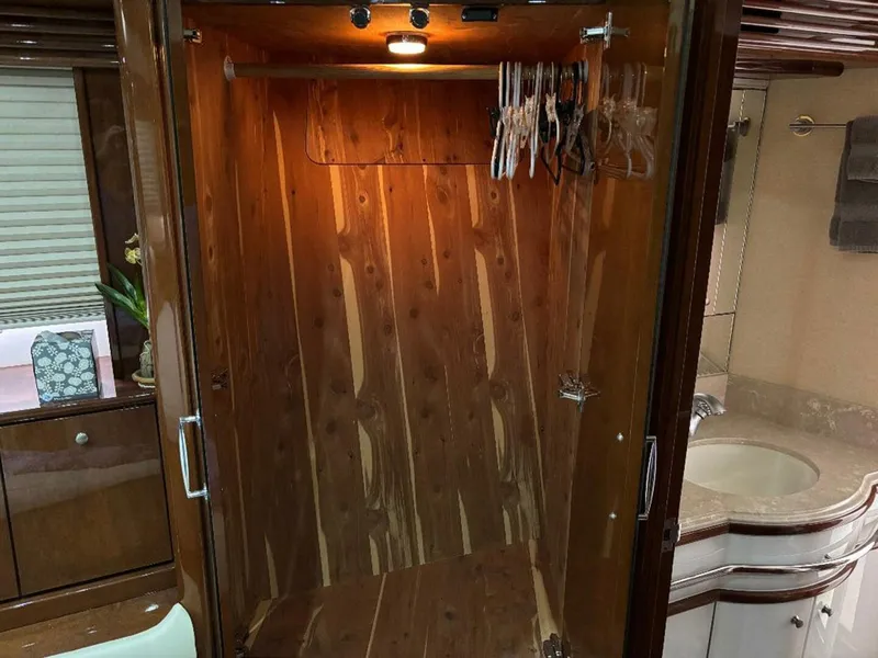 Slide: The Image of Marquis 65 2006 - 39