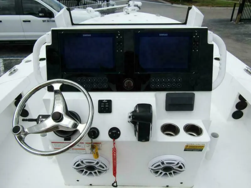 Slide: The Image of Blazer Bay 2550 GTS 2025 - 21