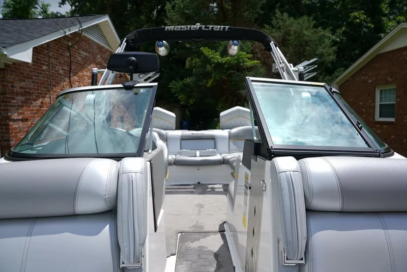 Slide: The Image of Mastercraft X25 2014 - 11