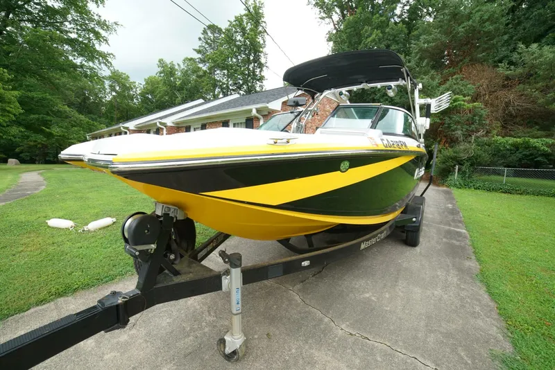 Slide: The Image of Mastercraft X25 2014 - 12