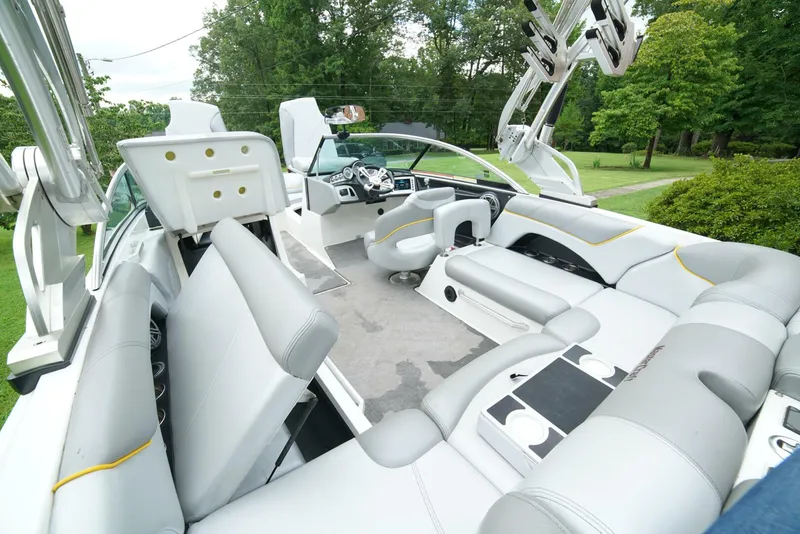 Slide: The Image of Mastercraft X25 2014 - 21