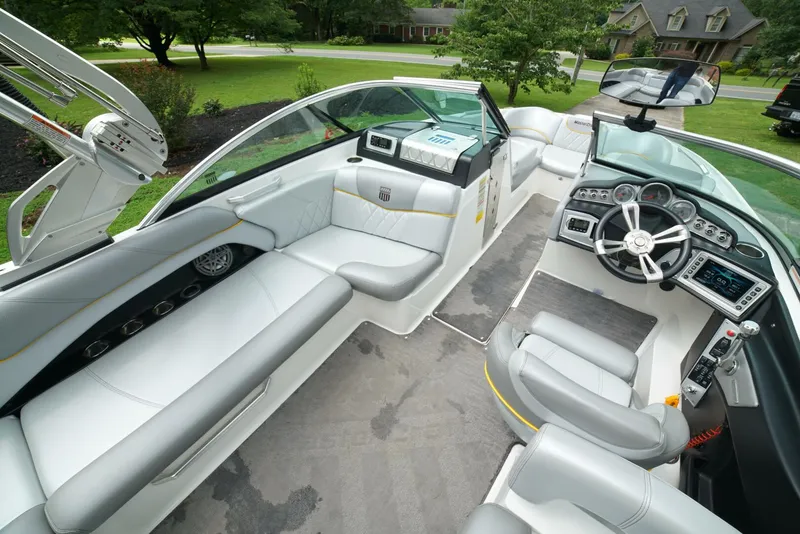 Slide: The Image of Mastercraft X25 2014 - 22