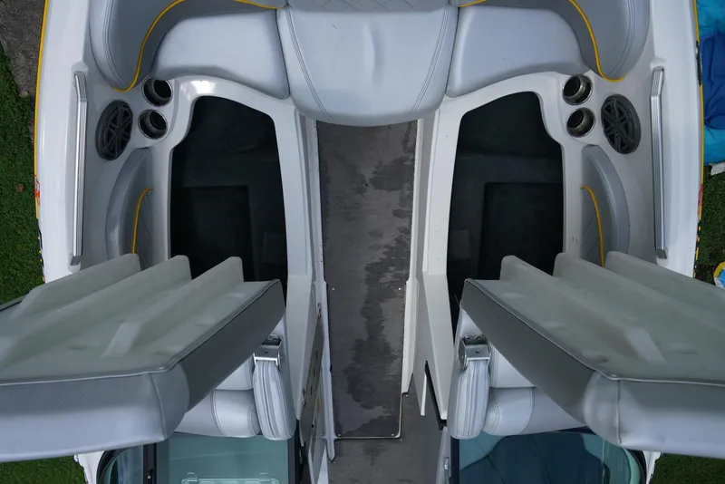 Slide: The Image of Mastercraft X25 2014 - 40