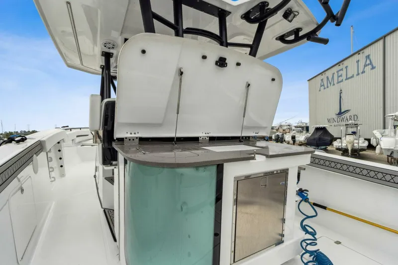 Slide: The Image of Wellcraft 352 Fisherman Center Console 2023 - 12