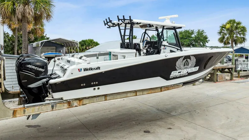 Slide: The Image of Wellcraft 352 Fisherman Center Console 2023 - 34