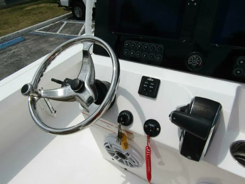 Slide: The Image of Blazer Bay 2550 GTS 2025 - 24