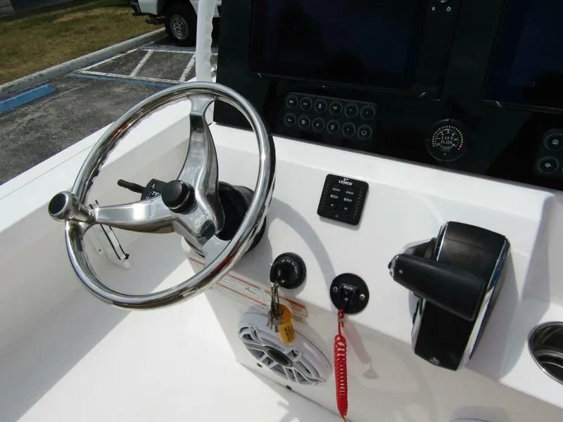 Slide: The Image of Blazer Bay 2550 GTS 2025 - 24