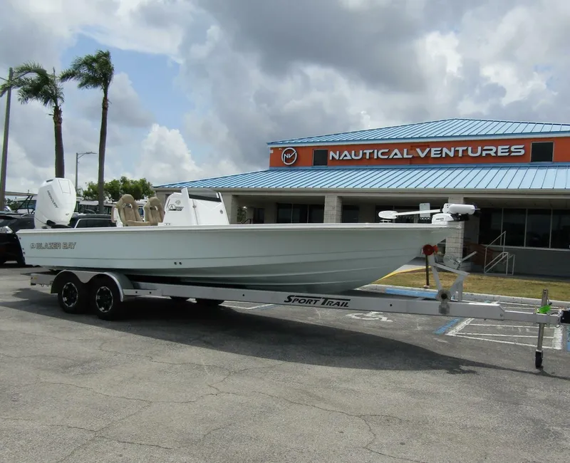 Slide: The Image of Blazer Bay 2550 GTS 2025 - 4