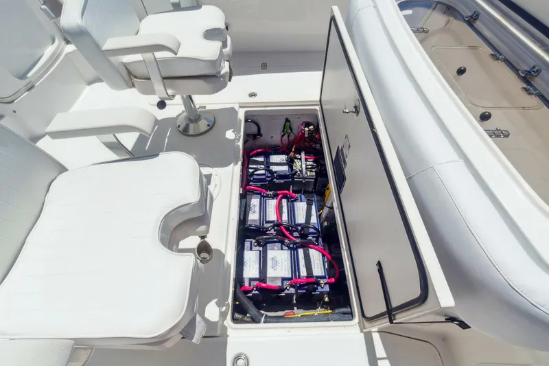 Slide: The Image of Fountain 38 Sportfishing Cruiser 2008 - 8