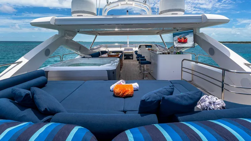 Slide: The Image of Sunseeker 2010 - 20