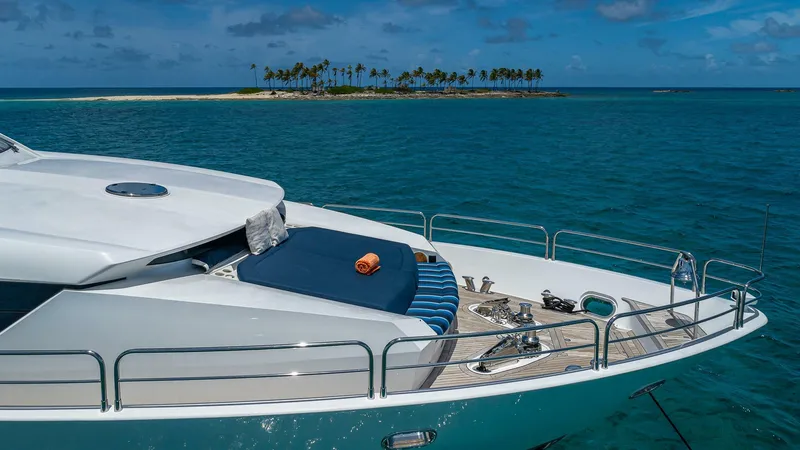 Slide: The Image of Sunseeker 2010 - 22