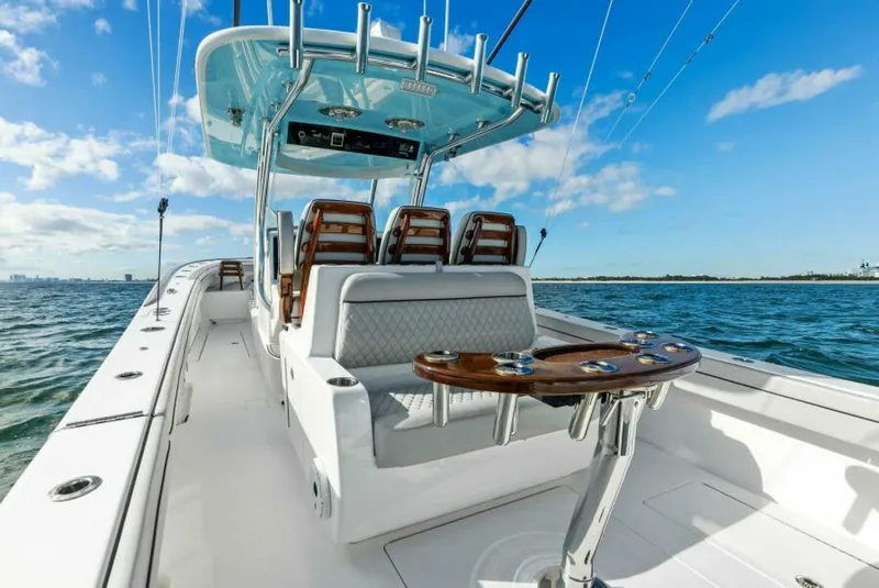 Slide: The Image of Valhalla Boatworks V-37 2021 - 3