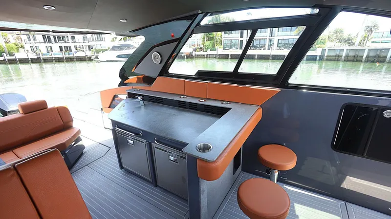 Slide: The Image of Cruisers 42 GLS OB 2023 - 8