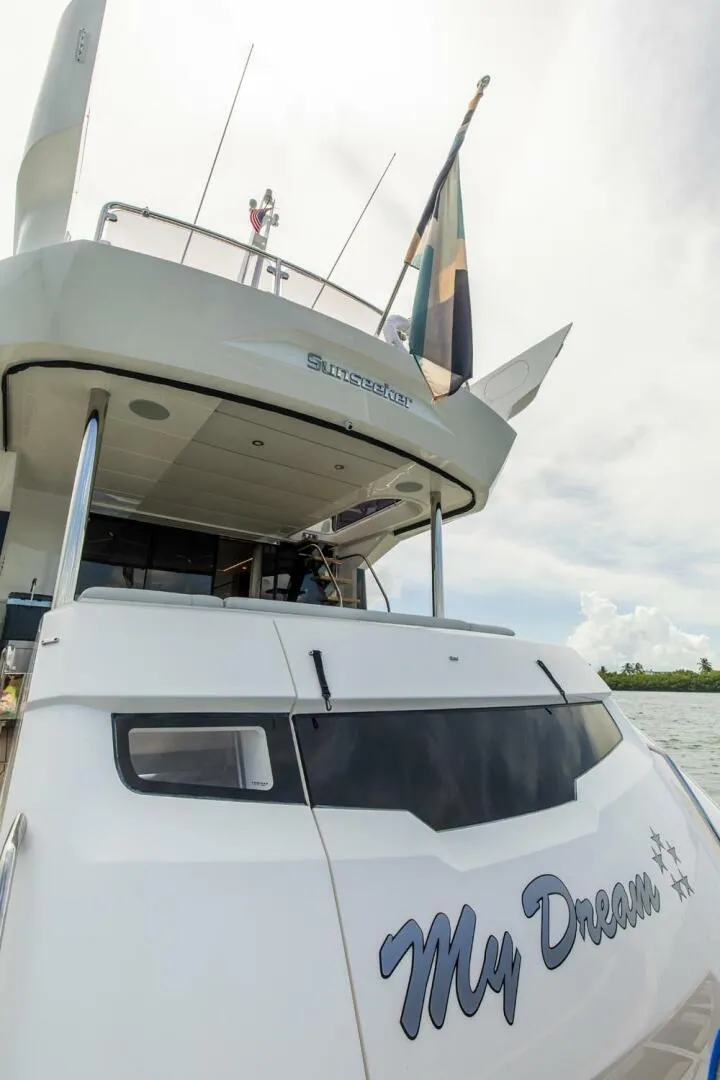 Slide: The Image of Sunseeker Manhattan 2021 - 101