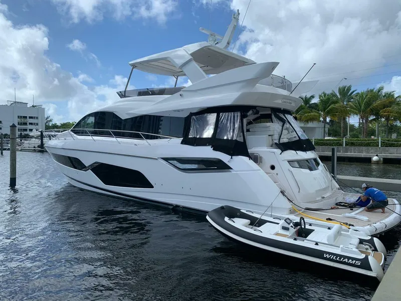 Slide: The Image of Sunseeker Manhattan 2021 - 3