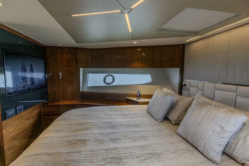 Slide: The Image of Sunseeker Manhattan 2021 - 40