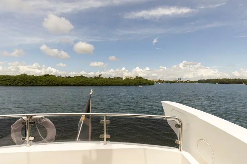 Slide: The Image of Sunseeker Manhattan 2021 - 57