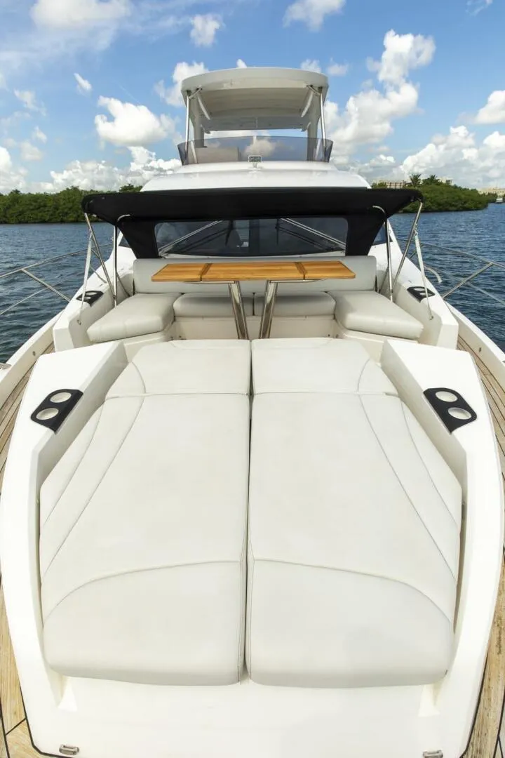 Slide: The Image of Sunseeker Manhattan 2021 - 89