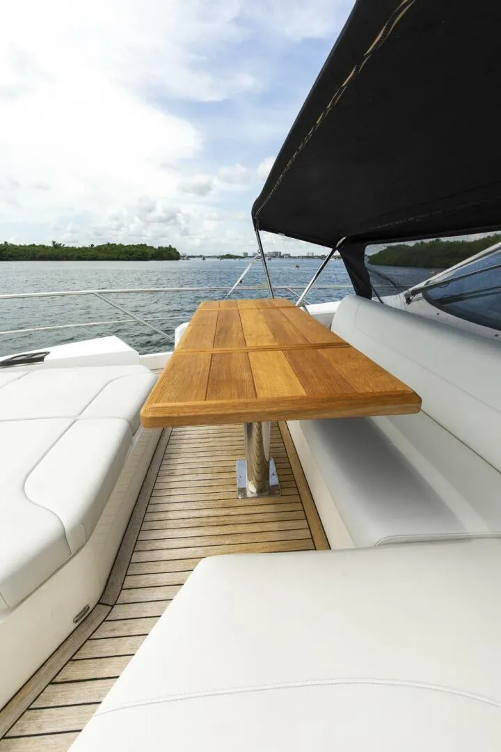 Slide: The Image of Sunseeker Manhattan 2021 - 91