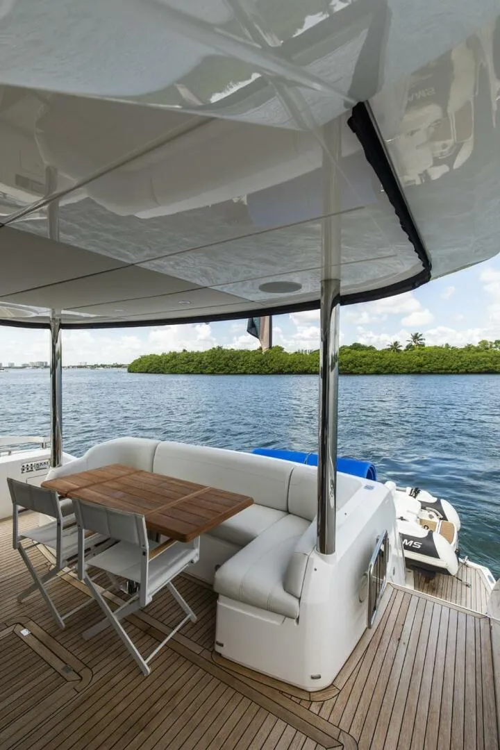 Slide: The Image of Sunseeker Manhattan 2021 - 99