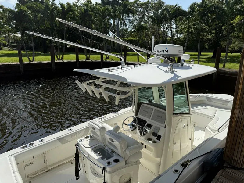 Slide: The Image of Boston Whaler 280 Outrage 2016 - 10