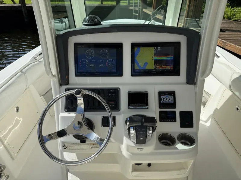 Slide: The Image of Boston Whaler 280 Outrage 2016 - 17