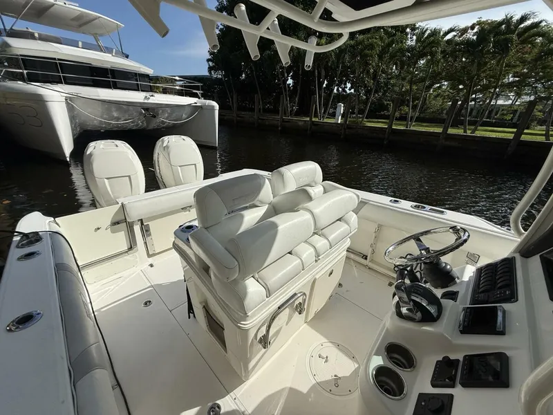 Slide: The Image of Boston Whaler 280 Outrage 2016 - 20