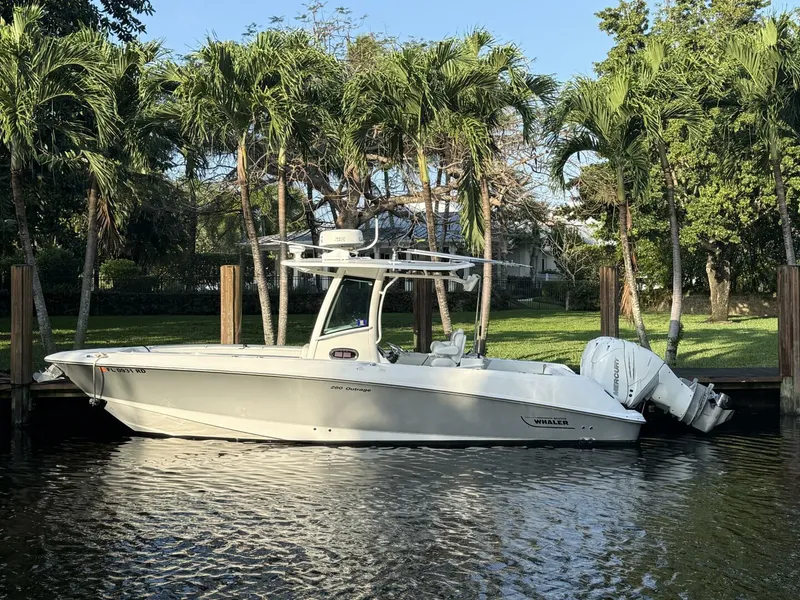 Slide: The Image of Boston Whaler 280 Outrage 2016 - 28