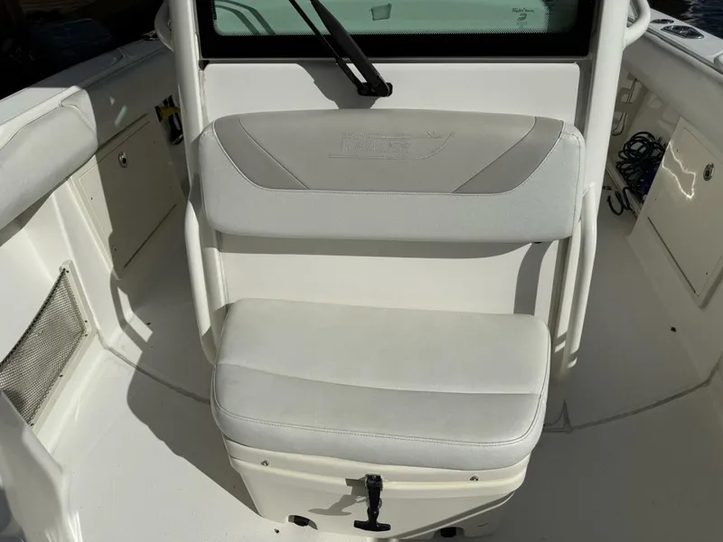 Slide: The Image of Boston Whaler 280 Outrage 2016 - 7