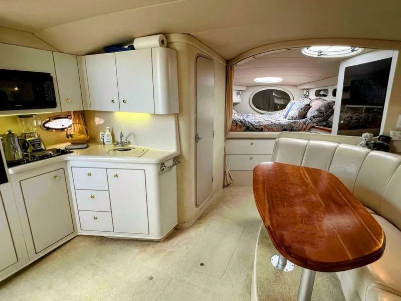 Slide: The Image of Cruisers 3575 Esprit 1998 - 19