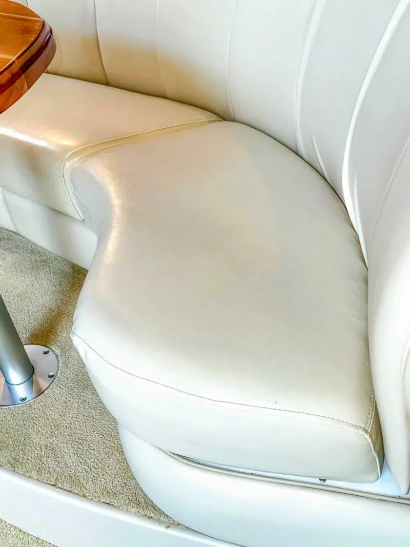 Slide: The Image of Cruisers 3575 Esprit 1998 - 25